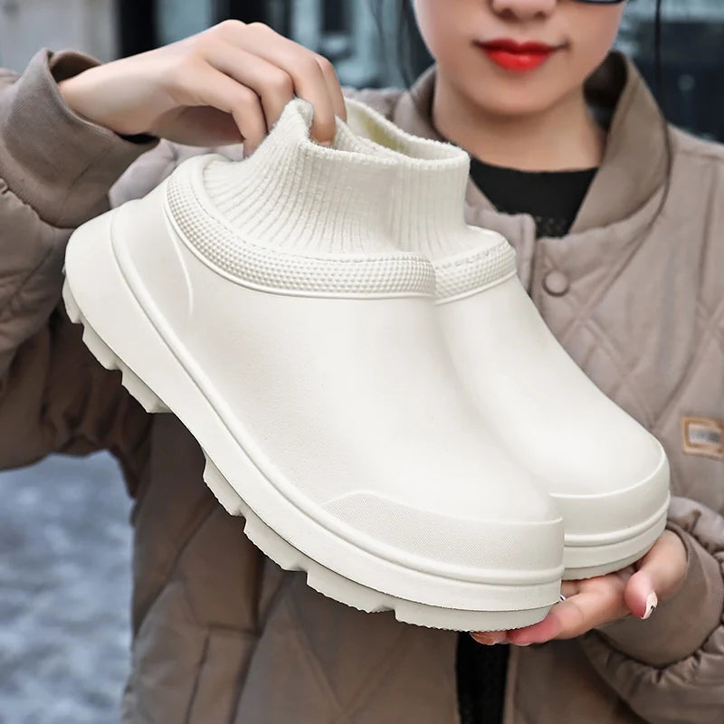 YISHEN Women Shoes Kitchen Work Shoes Oil-Resistant Waterproof Non-Slip Hotel Restaurant Chef Shoes Winter Flat Boots for Couple